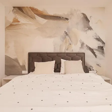 Bella Luxury 아파트 *