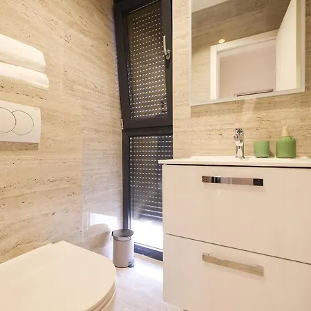 Bella Luxury *