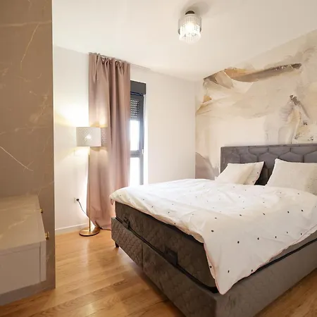 Bella Luxury Appartamento *
