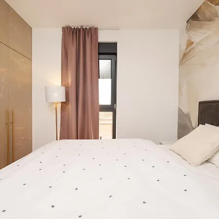 Bella Luxury * Brodarica (Zadar)