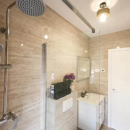 Bella Luxury